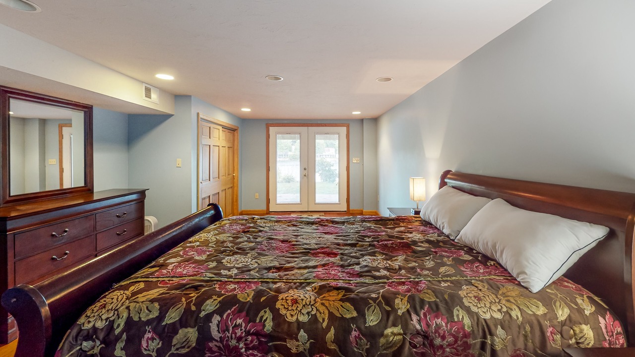 Photo of Bedroom in Barnstead