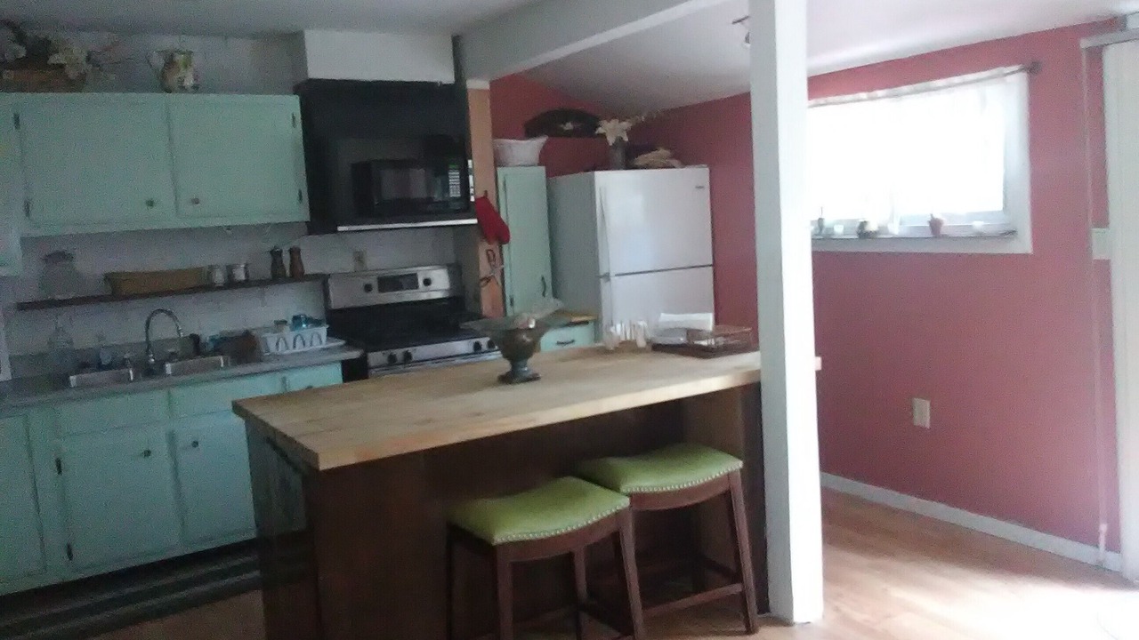 Photo of Kitchen in Geyser Crest