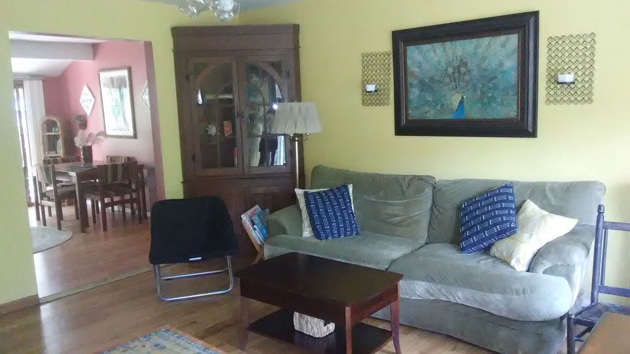 Photo of Livingroom in Geyser Crest