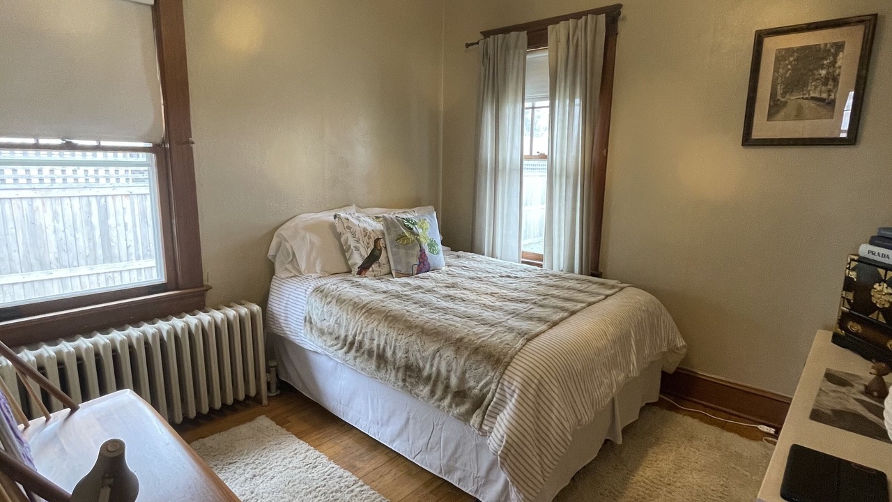 Photo of Bedroom in Hudson