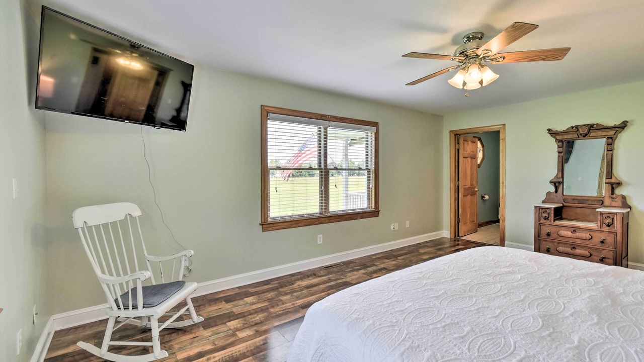 Photo of Bedroom in Painter