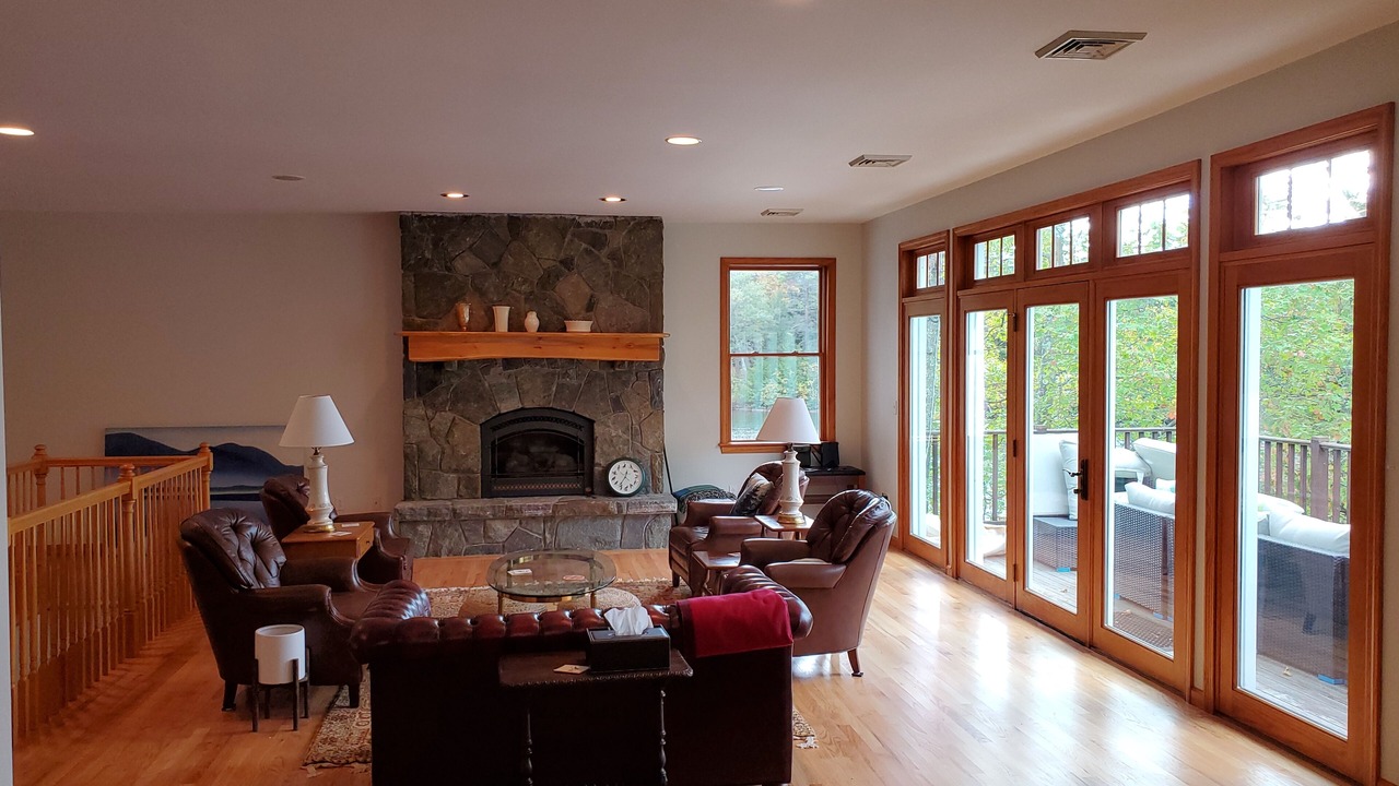 Photo of Livingroom in Pilot Knob
