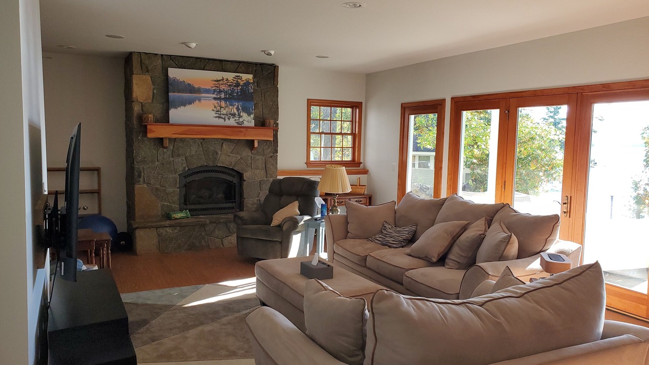 Photo of Livingroom in Pilot Knob