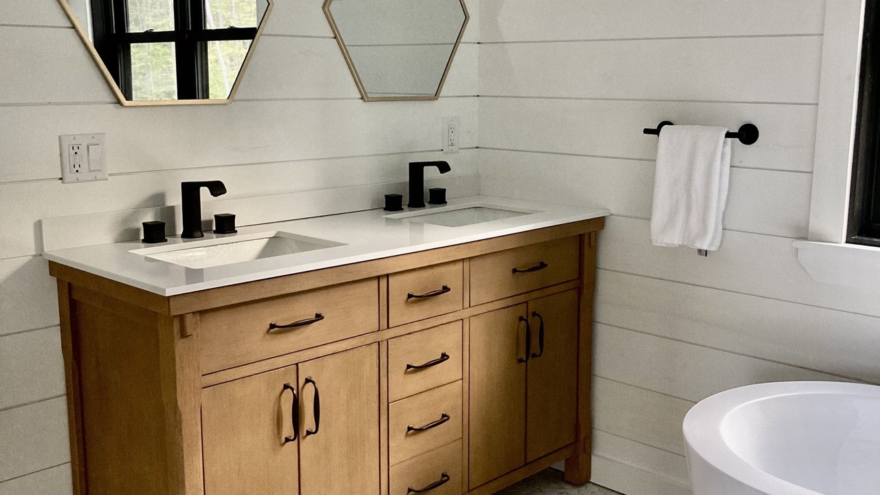 Photo of Bathroom in Intervale