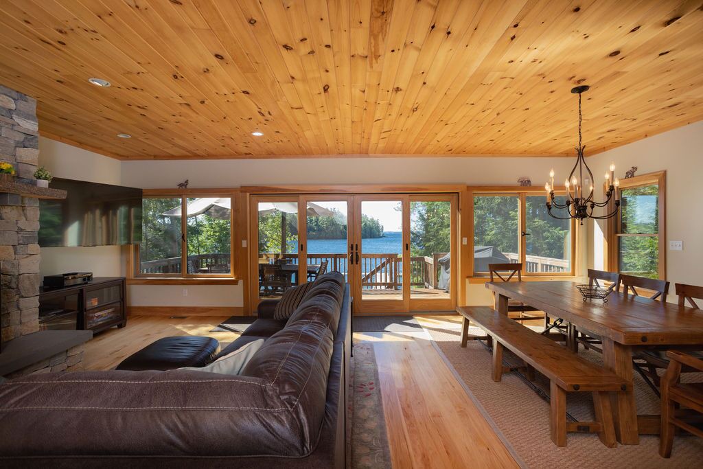 Photo of Livingroom in South Casco