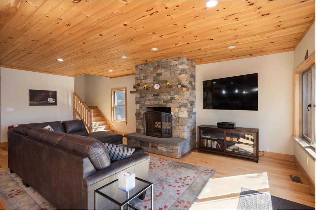 Photo of Livingroom in South Casco