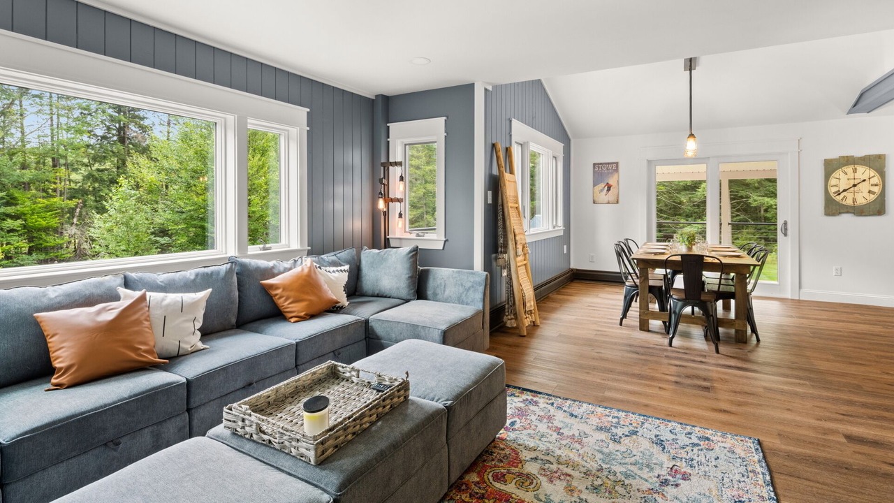Photo of Livingroom in Stowe