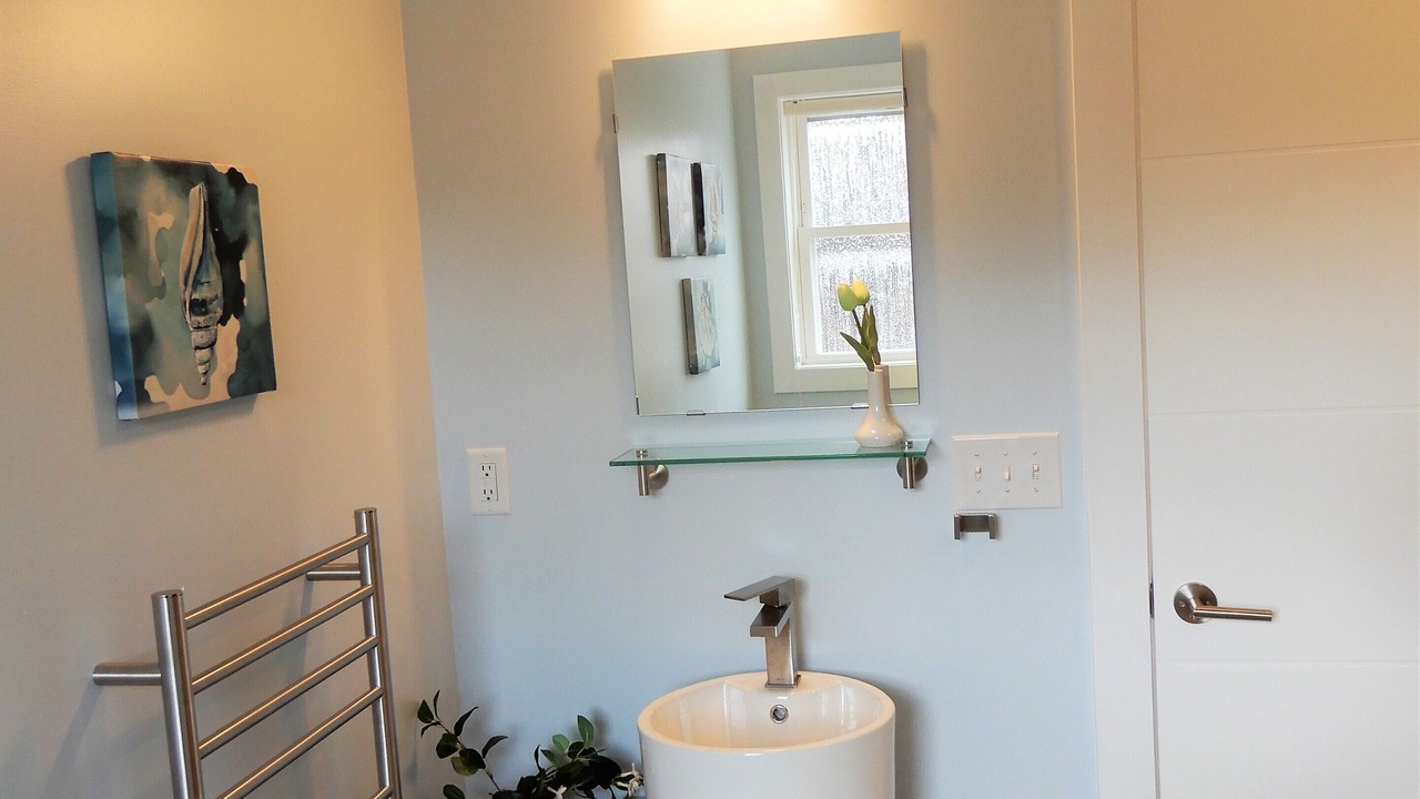 Photo of Bathroom in Lyndeborough