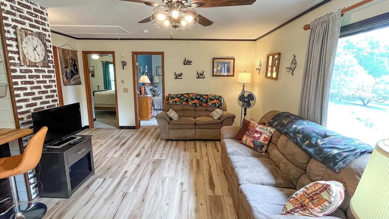 Photo of Livingroom in Moretown