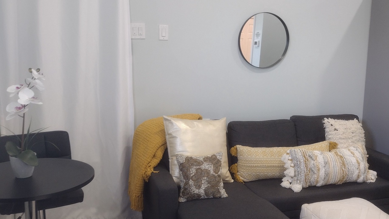 Photo of Livingroom in Amityville