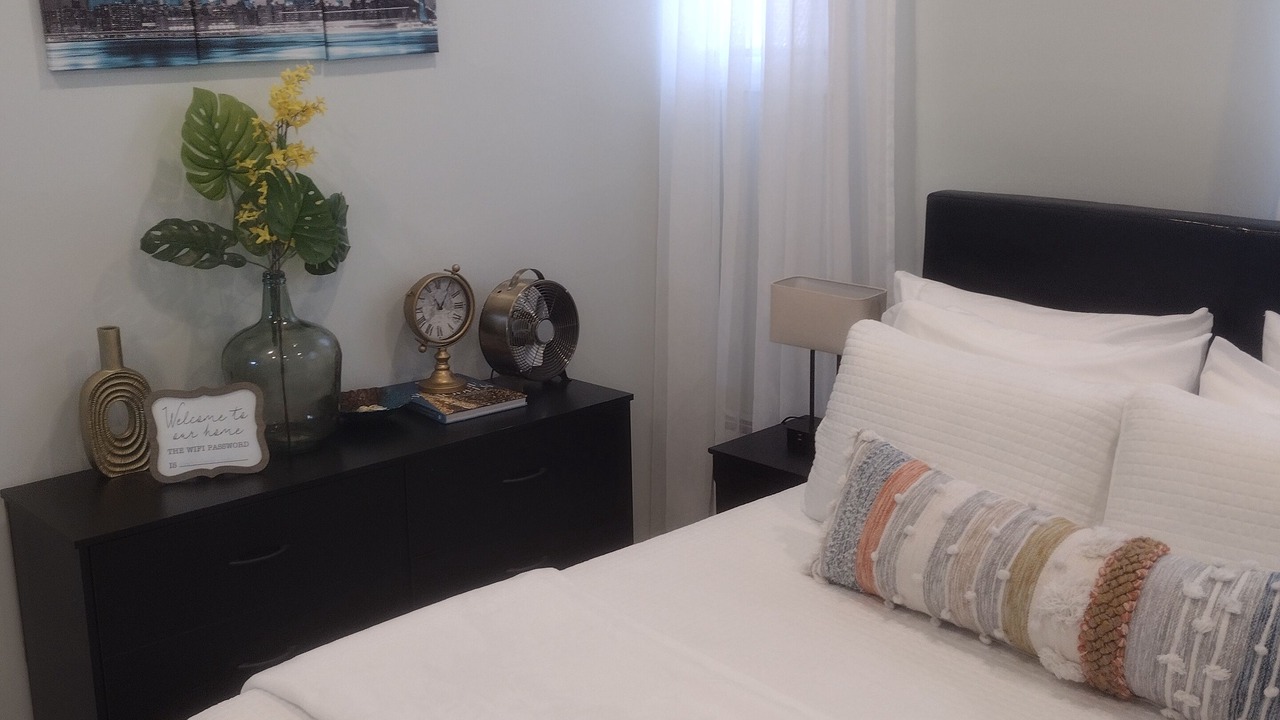Photo of Bedroom in Amityville