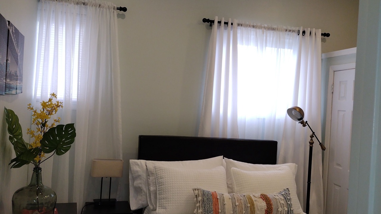 Photo of Bedroom in Amityville