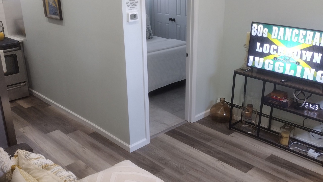 Photo of Livingroom in Amityville