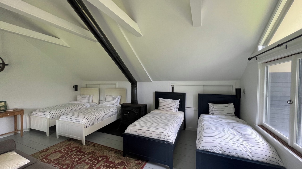 Photo of Bedroom in South Londonderry