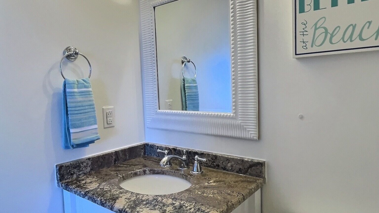 Photo of Bathroom in Caine Woods