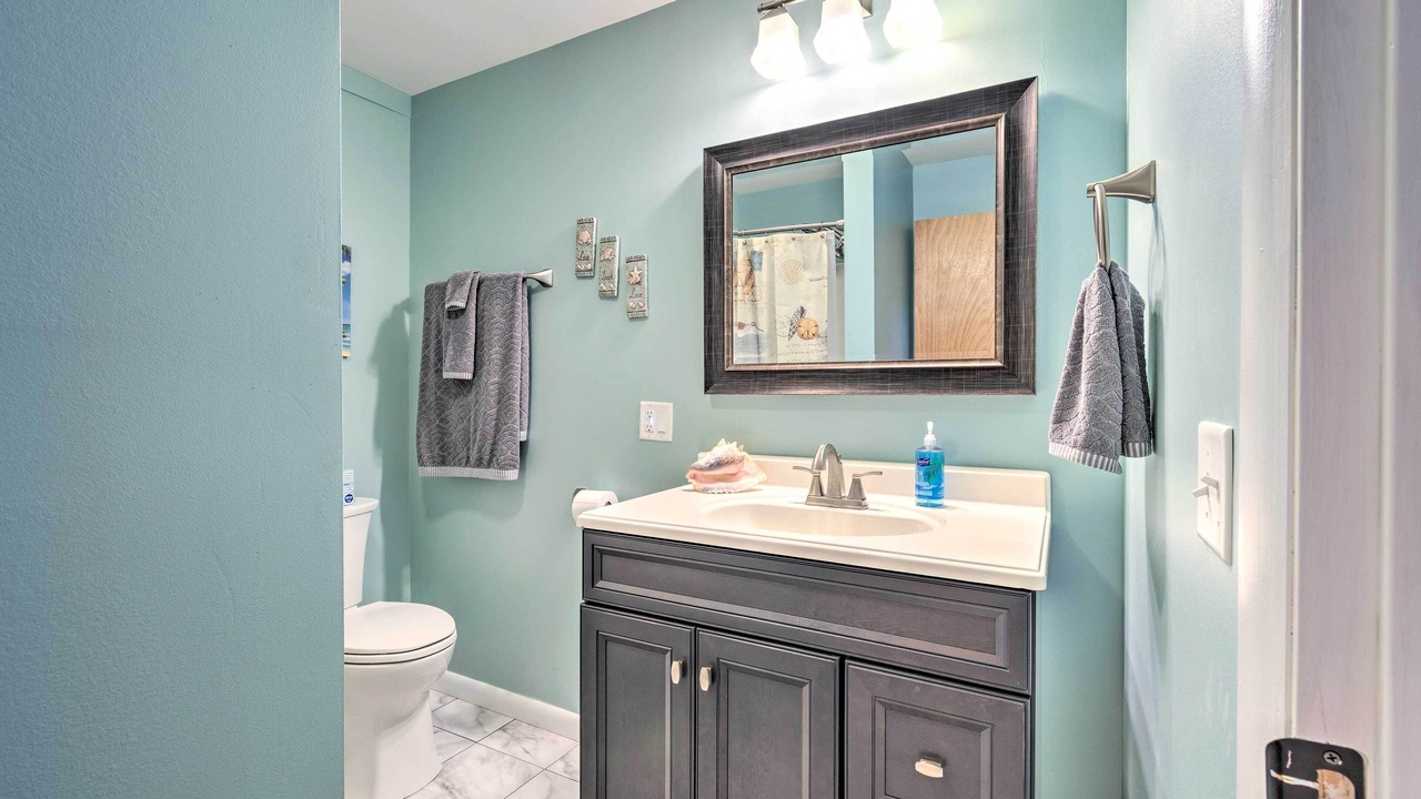 Photo of Bathroom in Ovid