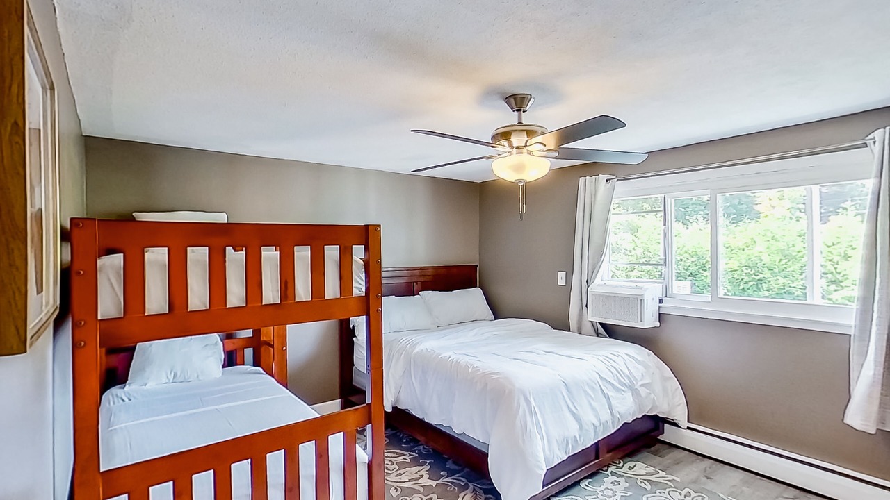 Photo of Bedroom in East Haven  Rutland County