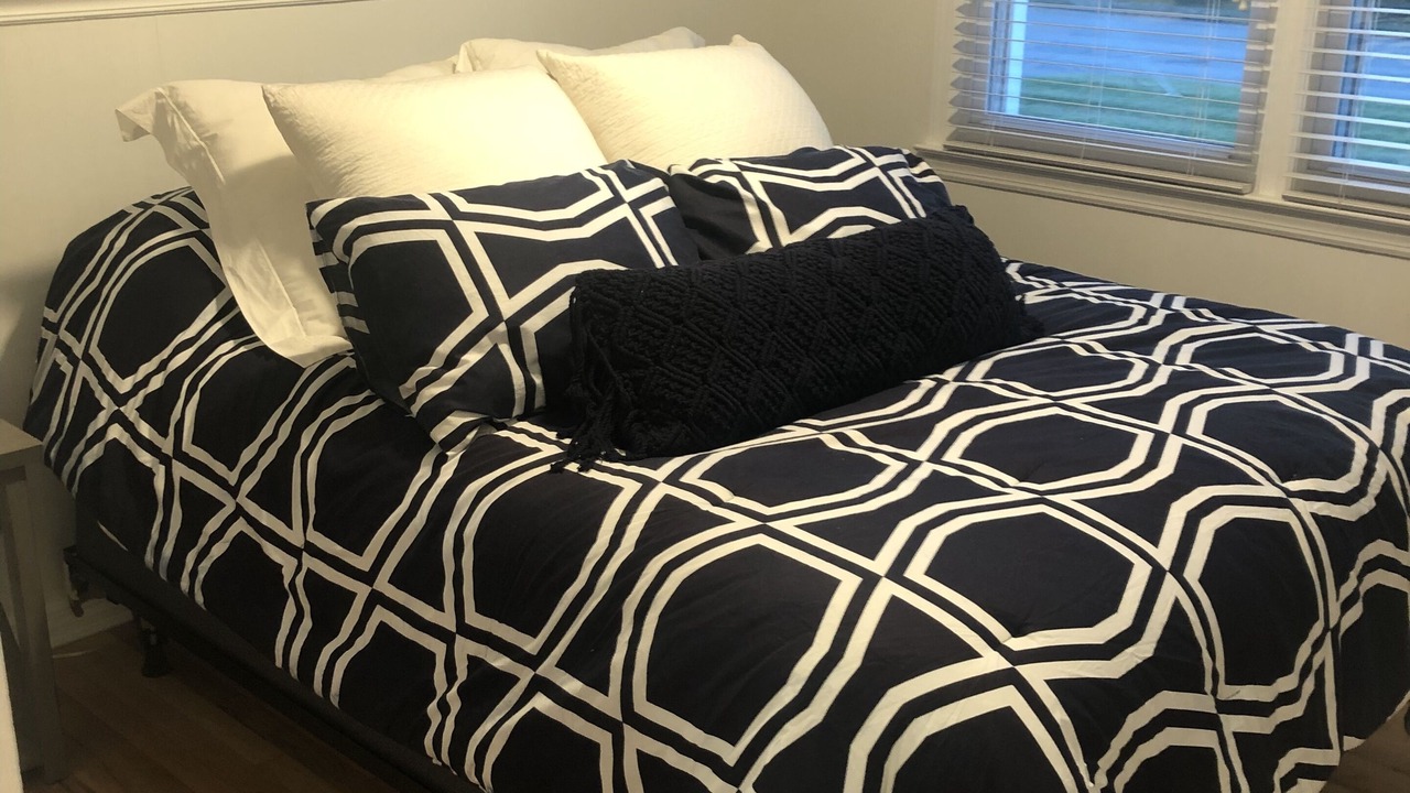 Photo of Bedroom in Baiting Hollow