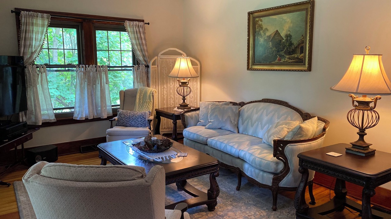 Photo of Livingroom in Clinton