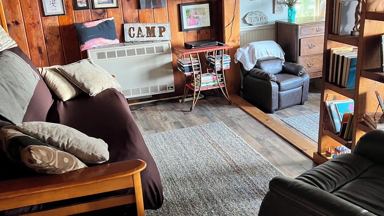 Photo of Livingroom in Moriah Center
