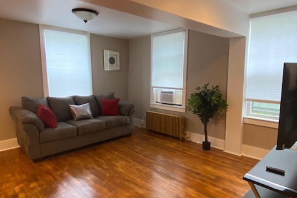 Photo of Livingroom in Gloversville