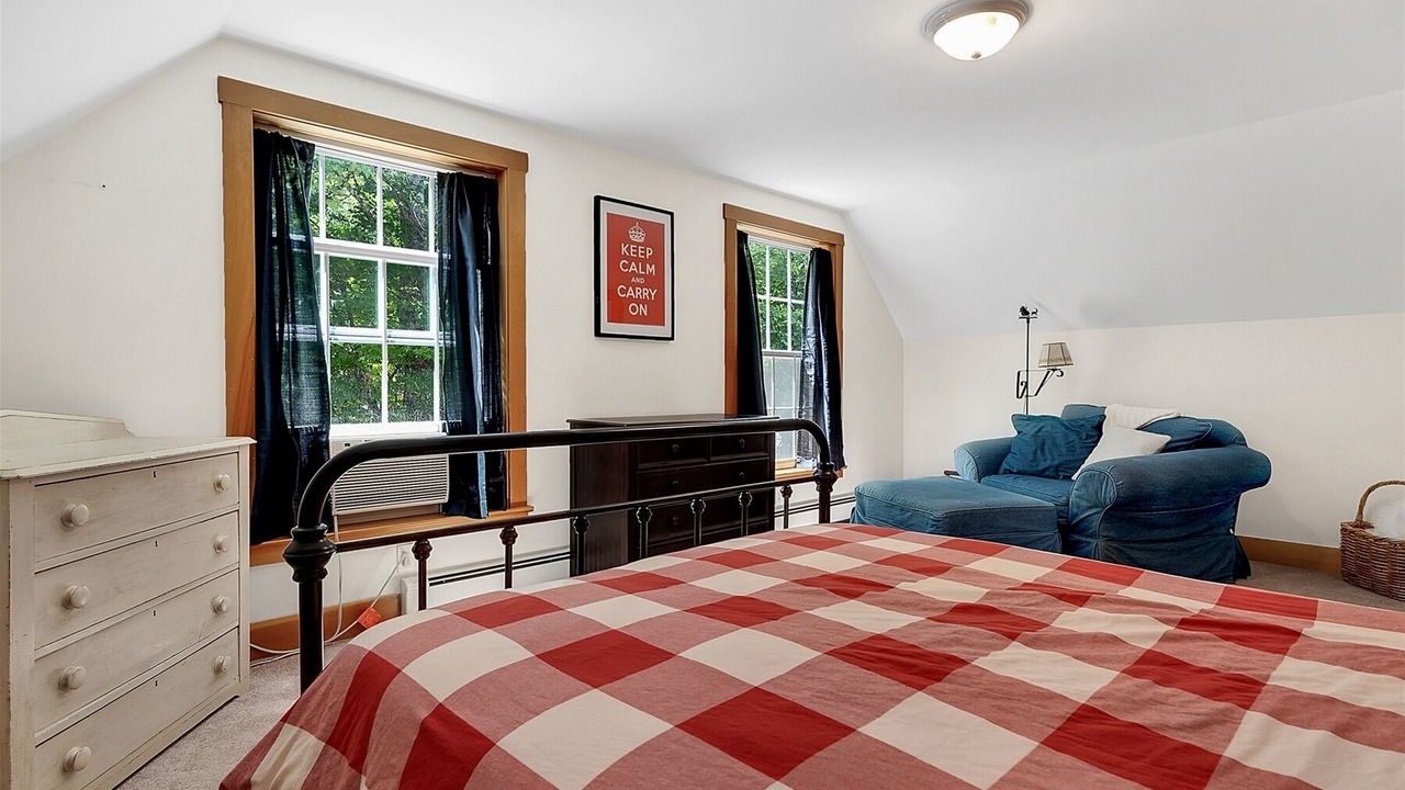 Photo of Bedroom in Bethel