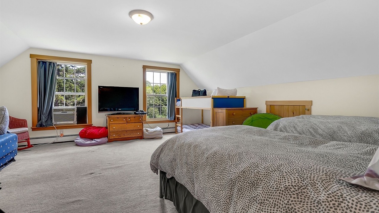 Photo of Bedroom in Bethel