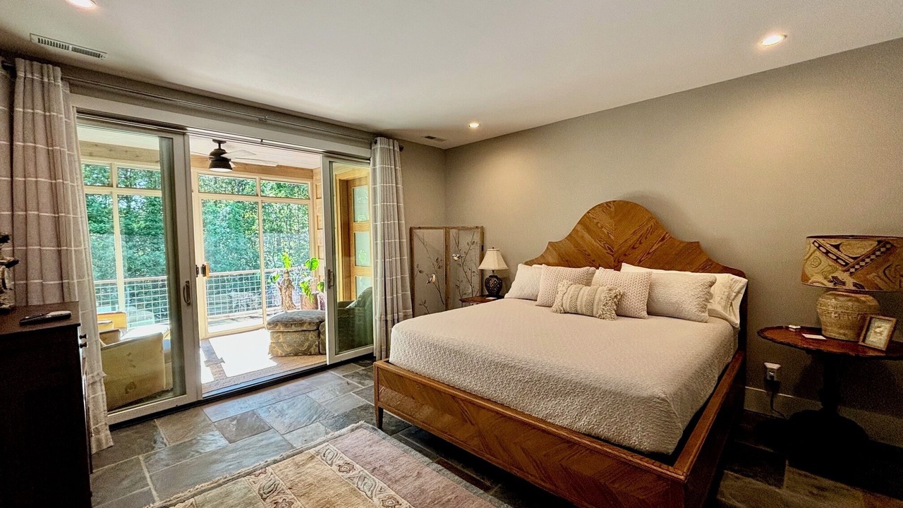 Photo of Bedroom in Forsyth County