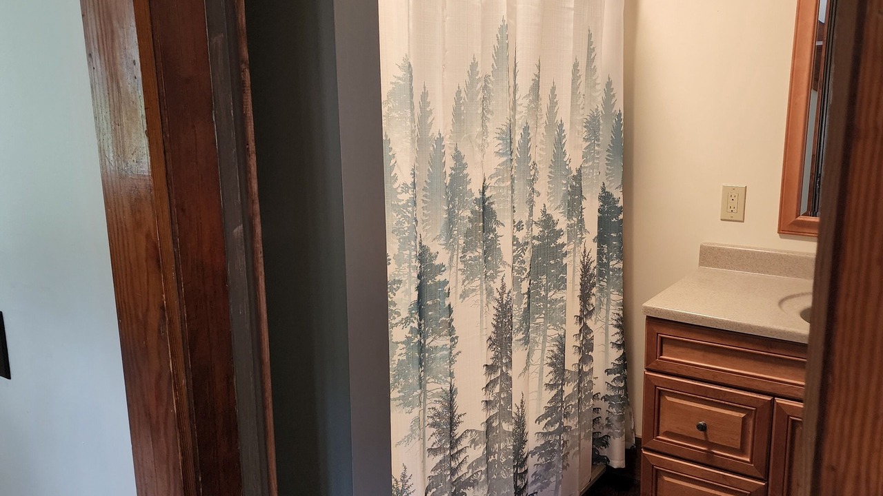Photo of Bathroom in Errol