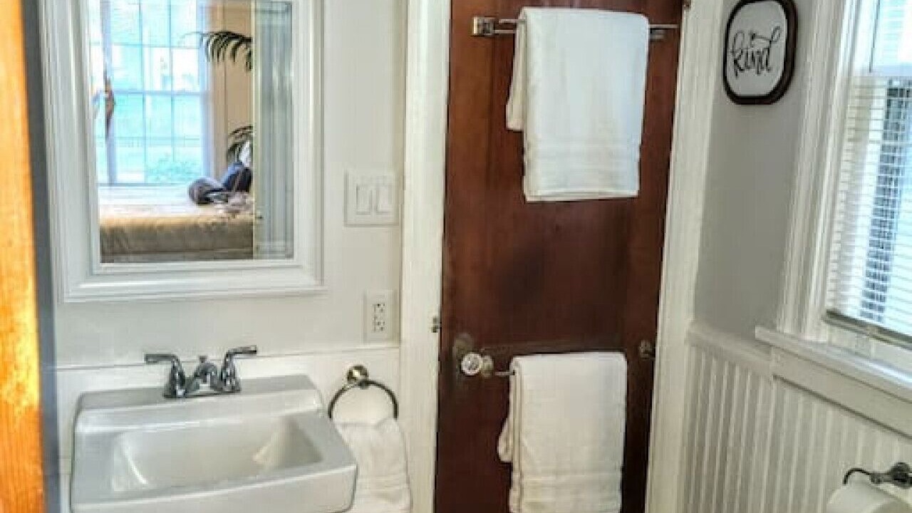 Photo of Bathroom in Woodland Heights