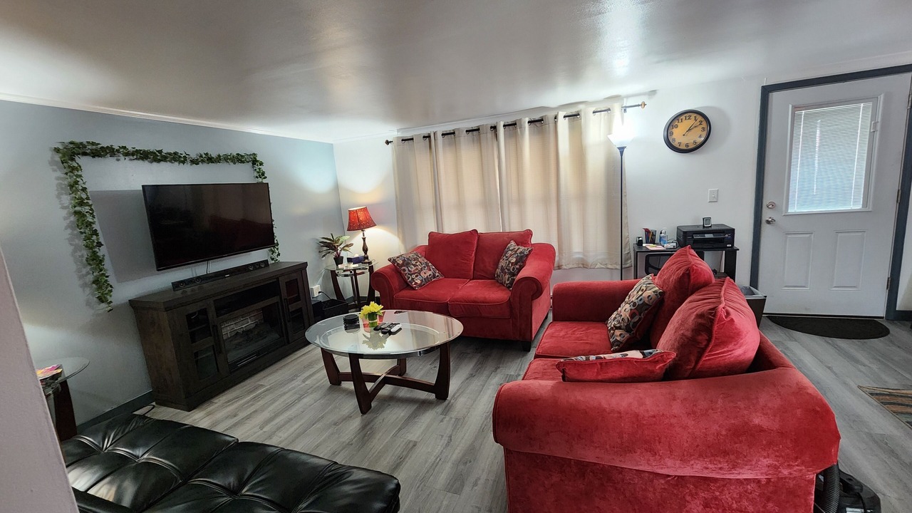 Photo of Livingroom in Oneonta