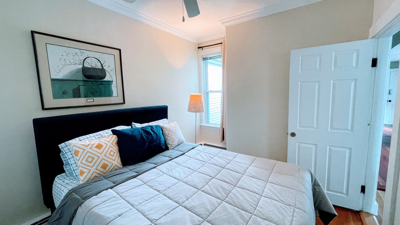 Photo of Bedroom in Lower Allston