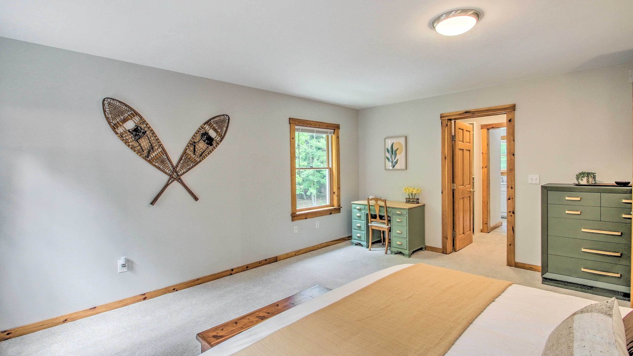 Photo of Bedroom in New Durham
