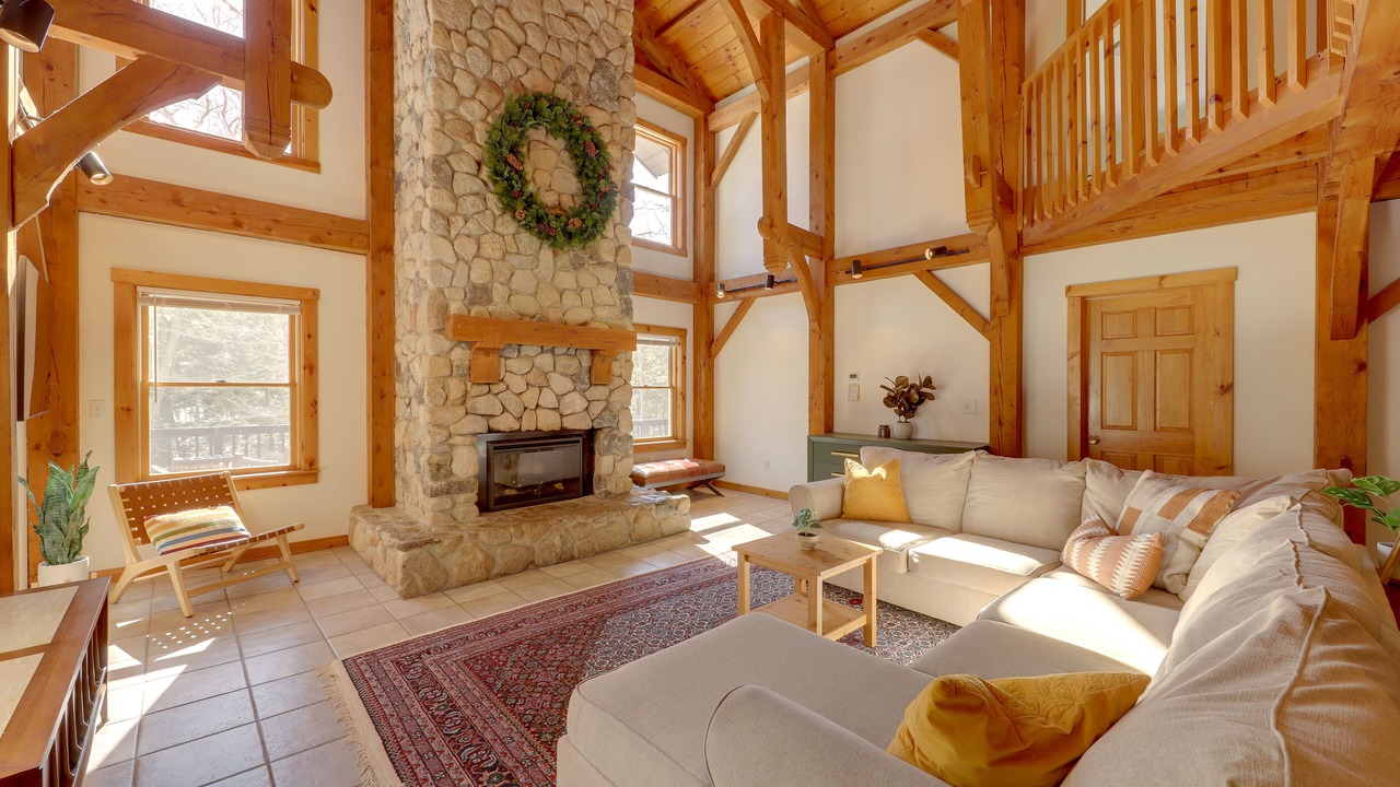 Photo of Livingroom in New Durham