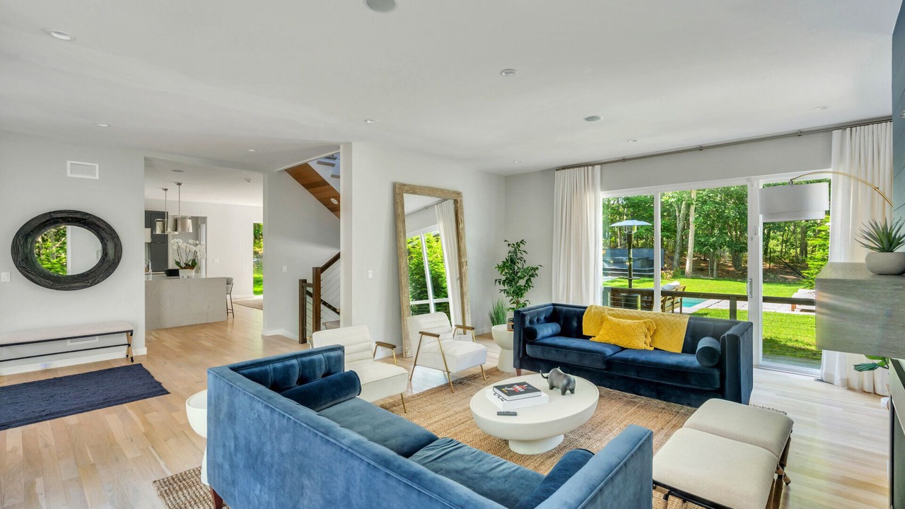Photo of Livingroom in Water Mill