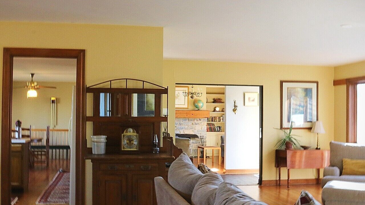 Photo of Livingroom in Lexington