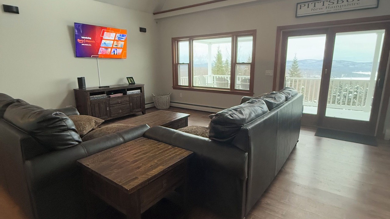 Photo of Livingroom in Pittsburg