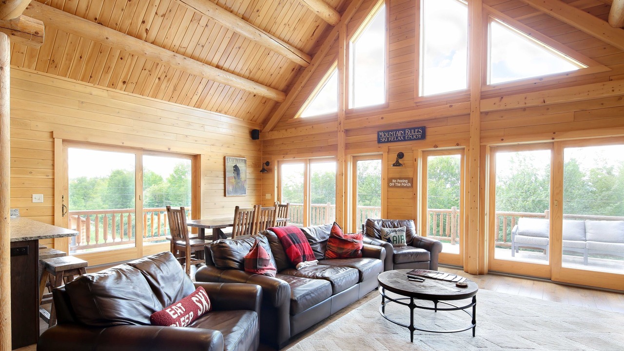Photo of Livingroom in Gilead