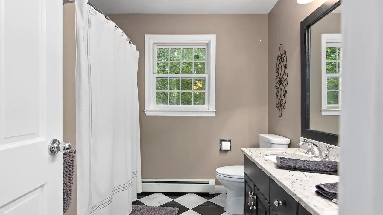 Photo of Bathroom in Hampton