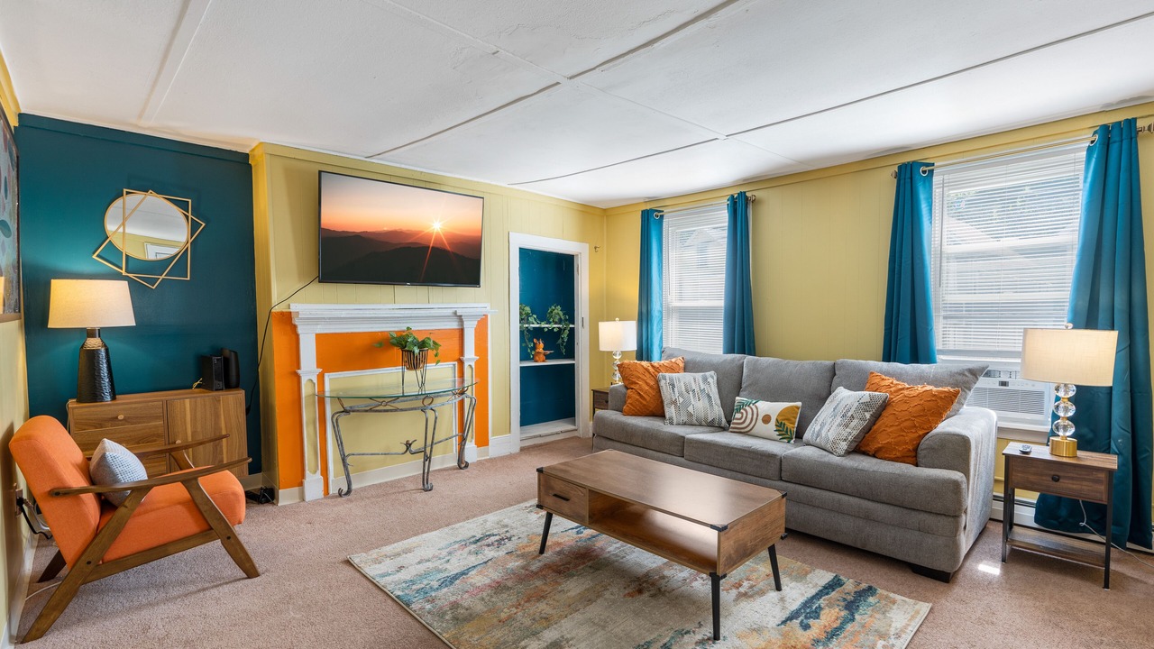 Photo of Livingroom in Poughkeepsie