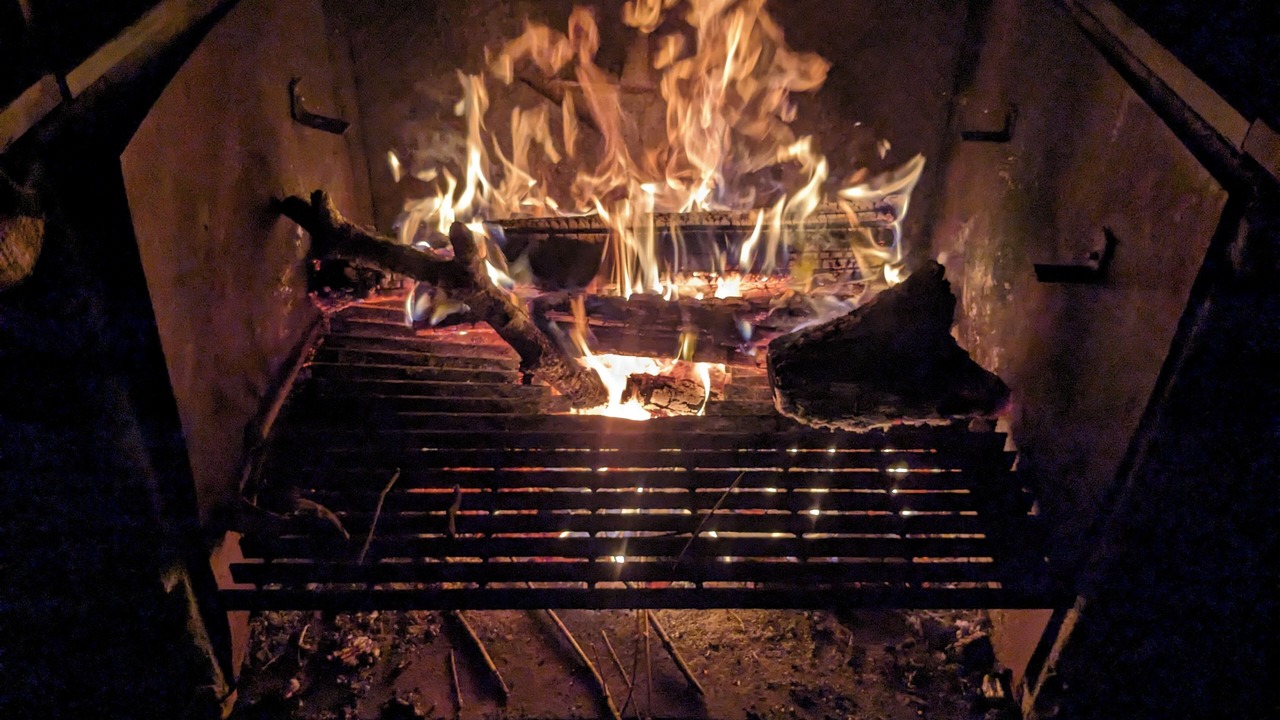 Photo of Livingroom in Cullowhee