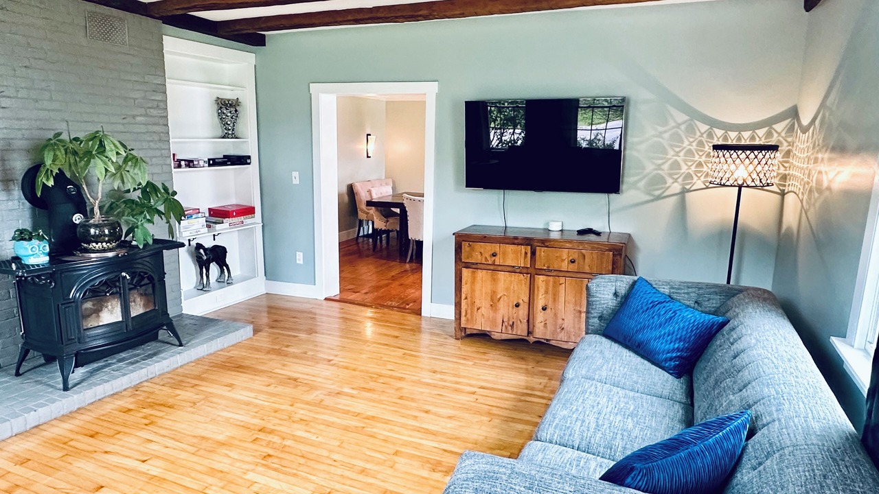 Photo of Livingroom in New London