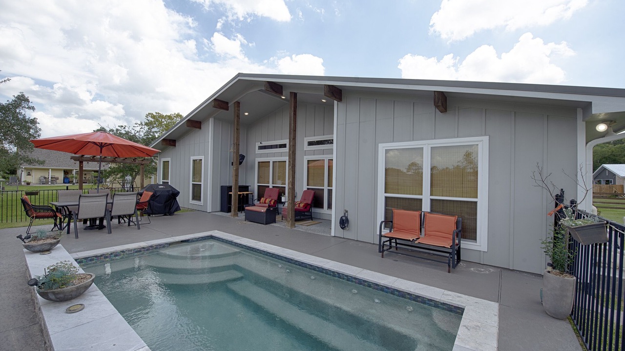 Photo of Outdoor in Dickinson