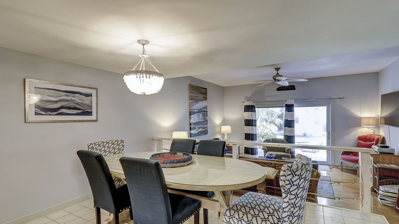 Photo of Livingroom in Sea Pines