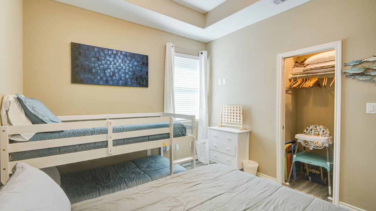 Photo of Bedroom in Port Bolivar