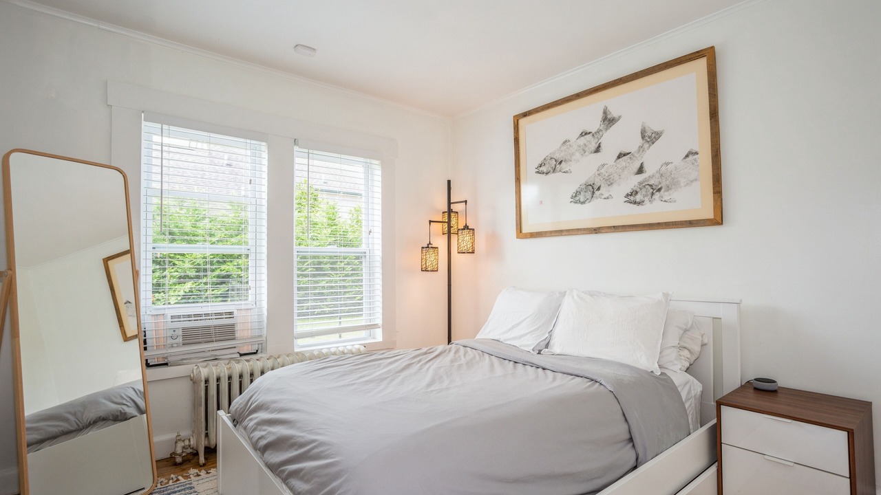Photo of Bedroom in Speonk