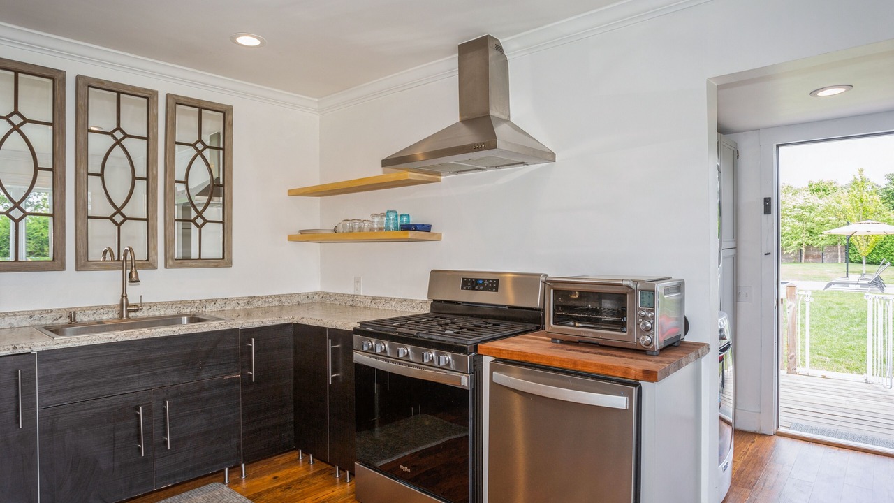 Photo of Kitchen in Speonk