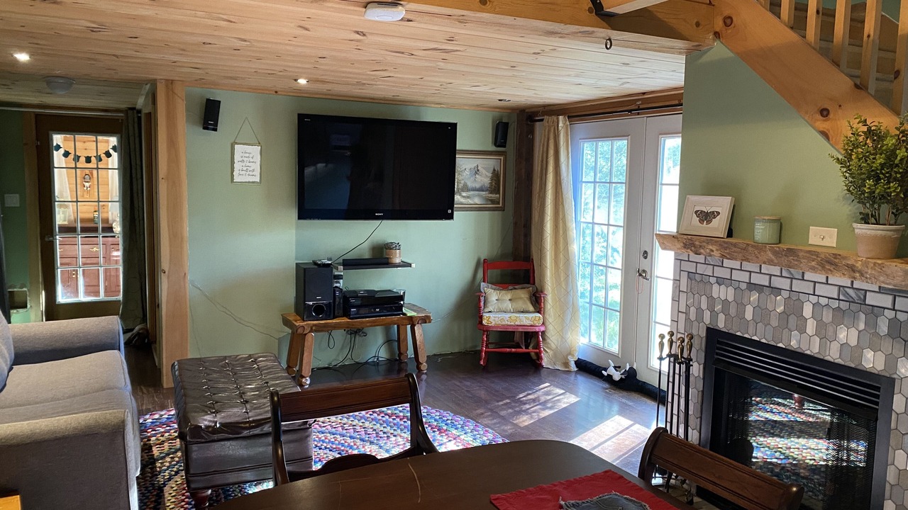Photo of Livingroom in Bethel