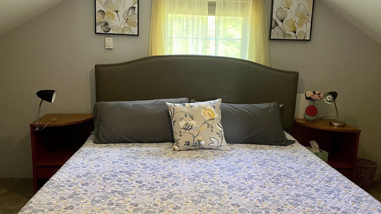 Photo of Bedroom in Bethel