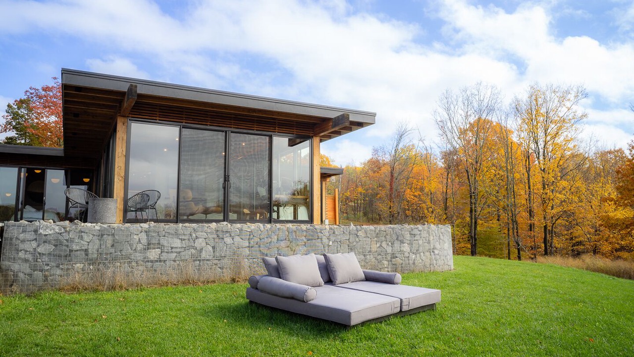 Photo of Patio Balcony in Hudson